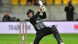 Seifert fifty takes New Zealand A to 121/3 after India A collapse to 323