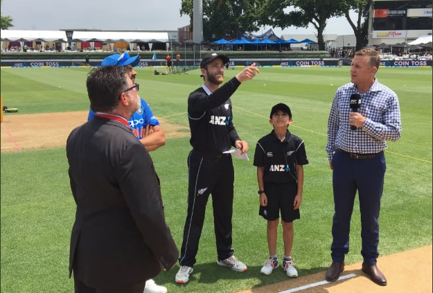4th ODI: Shubman Gill debuts, New Zealand make four changes and field