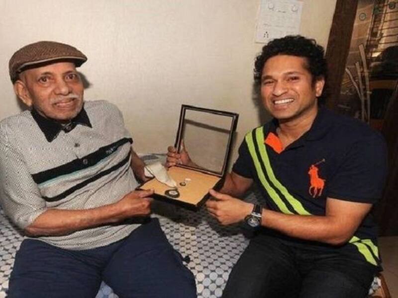 Sachin Tendulkar with late childhood coach Ramakant Achrekar. @ PTI
