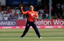 Danielle Hazell announce retirement from international cricket