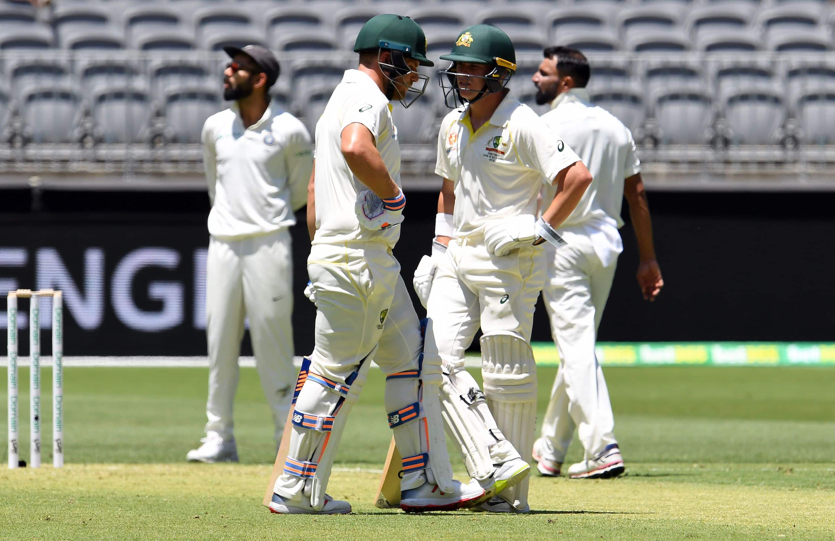Aaron Finch, Mitchell Marsh dropped for Sydney Test: report
