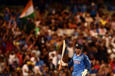 MS Dhoni took India home with 87* at the MCG.