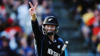 Martin Guptill century drives New Zealand to 45-run win over Sri Lanka
