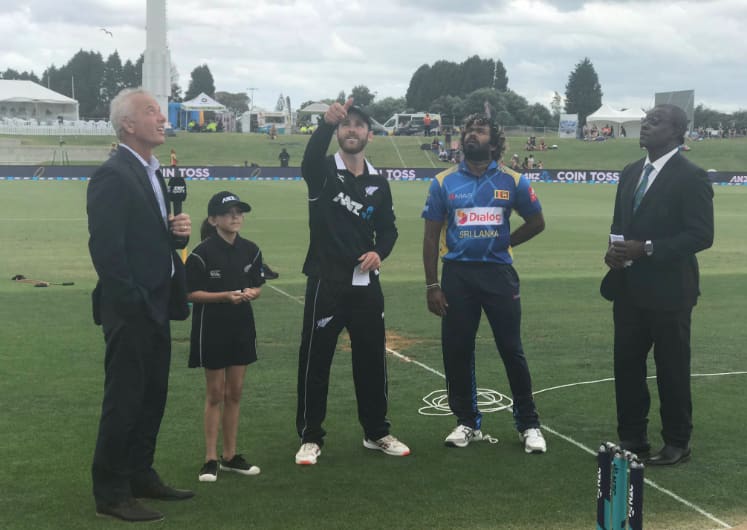 New Zealand opt to bat in first ODI of 2019
