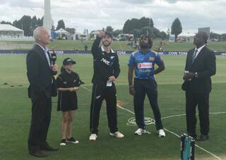 New Zealand opt to bat in first ODI of 2019