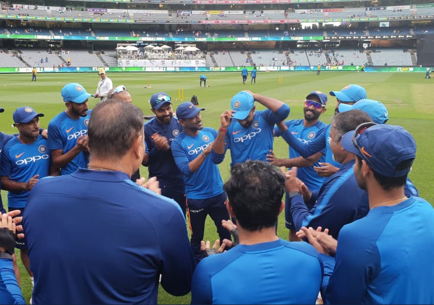 3rd ODI: Vijay Shankar debuts, India field in gloomy conditions