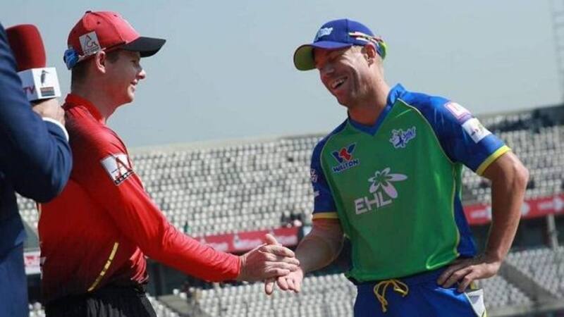 The duo, who are serving international bans for ball tampering, faced off in the BPL opener in Dhaka, with Smith's Comilla Victorians edging Warner's Sylhet Sixers by four wickets. @ Twitter