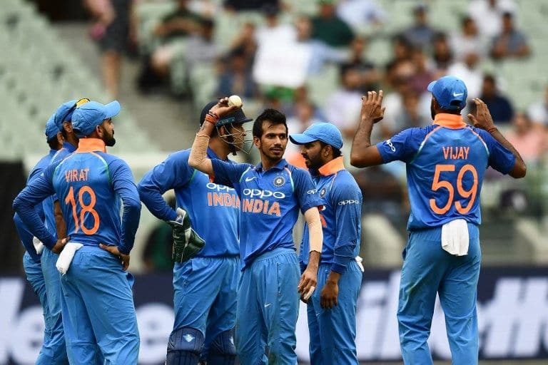 Talking points: Glenn Maxwell spills MS Dhoni, Yuzvendra Chahal sets new mark