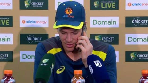 “Tim Paine speaking,” Australia captain answers journalist’s phone in middle of presser