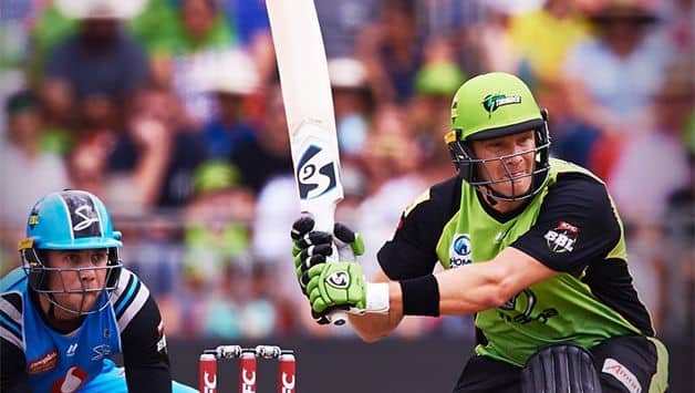 Watson made a 40-ball 68 helping Sydney Thunder to 168/6