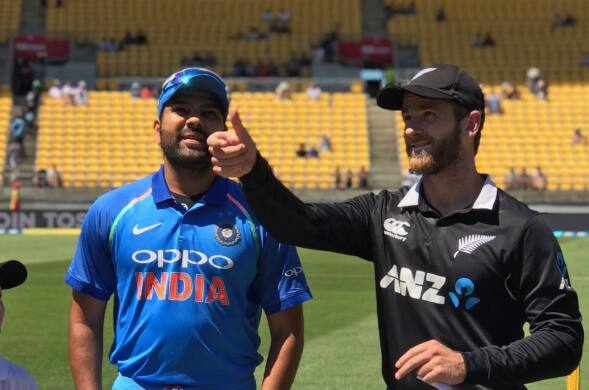 5th ODI: India bat, MS Dhoni and Mohammed Shami return