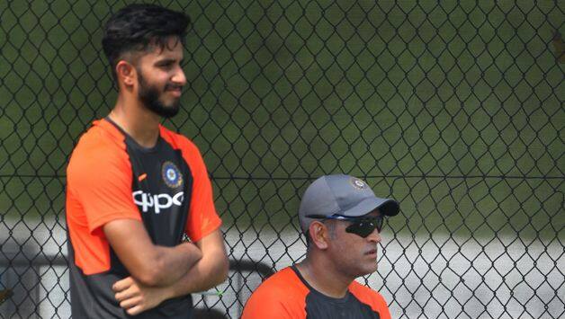 Mayank Markande with MS Dhoni
