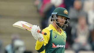 Big Bash League: Matthew Wade star as Hobart Hurricanes wins over Melbourne Renegades