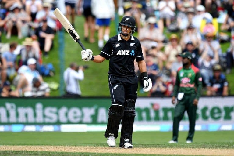 3rd ODI: Ross Taylor makes history as New Zealand surge to 330