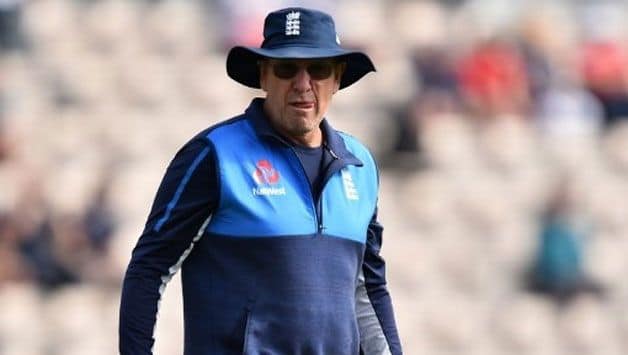 Bayliss, Farbrace expect more cricket in Pakistan