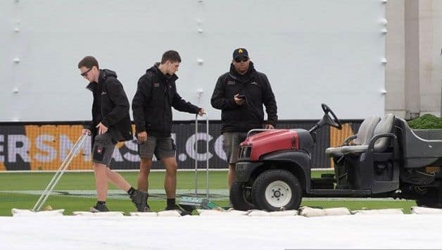 Rain washes away second straight day of Wellington Test