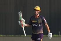 IPL 2019: Chris lynn fifty guide Kolkata to set 160 run target against Hyderabad