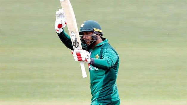 Imad Wasim ton downs Kent in tour opener