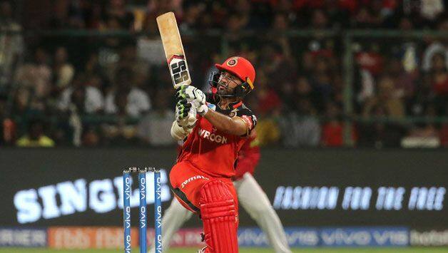 RCB vs KXIP LIVE: Parthiv Patel blitz takes RCB to 70/1 in Powerplay overs