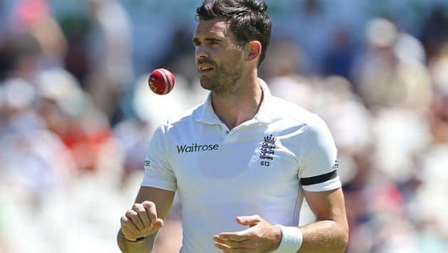 England pacer James Anderson suffers knee injury during county match