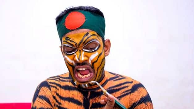 Cricket World Cup 2019: Bangladesh superfan injures himself, pays bribe to see idols