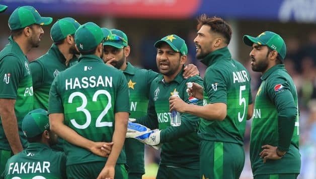 Pakistan rediscover themselves and show England are vulnerable