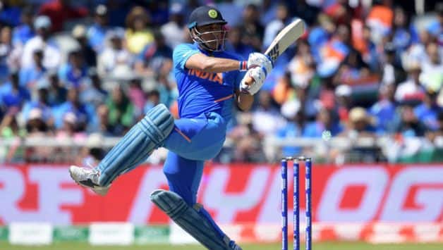 Kohli, Dhoni half-centuries help India overcome middle-order stutter