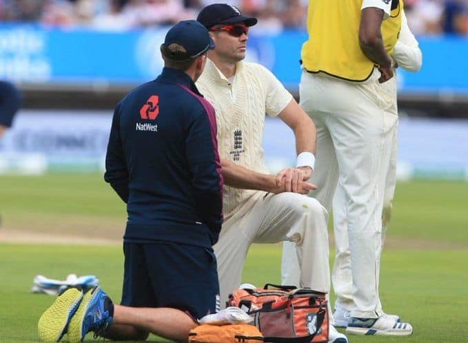 Ashes 2019: James Anderson is ‘down, he’s frustrated’ after limping off, says Stuart Broad