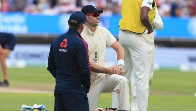 Injury scare for England as James Anderson to have scans on right calf