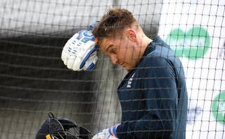 Leeds Test: Jason Roy clears concussion check after copping blow to neck, final call on Thursday