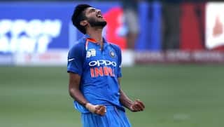 India A vs South Africa A : Indian bowlers restrict South Africa A to 162/5 in 2nd unofficial ODI