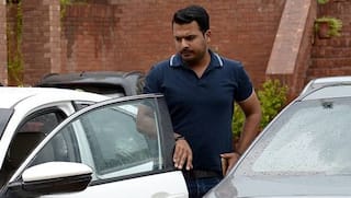 Sharjeel Khan offers ‘unconditional apology’ for role in PSL spot-fixing scandal