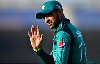 Shoaib Malik, Junaid Khan, Mohammed Hafeez set to lose PCB central contracts