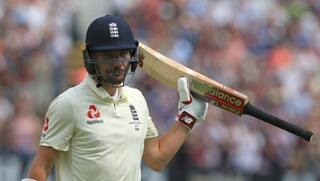 Rory Burns becomes only the 10th player to bat on all five days of a Test match