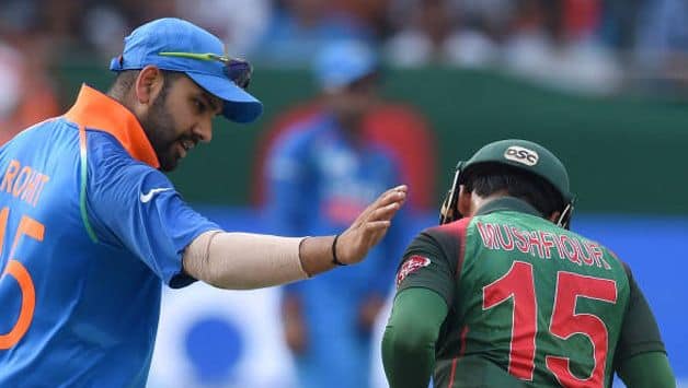 Mushfiqur Rahim with Rohit Sharma @ AFP