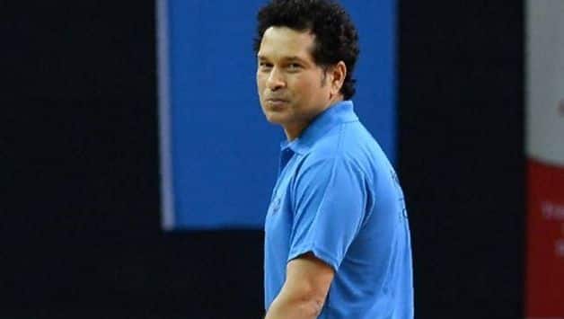 Sachin Tendulkar records video to prove young fan right