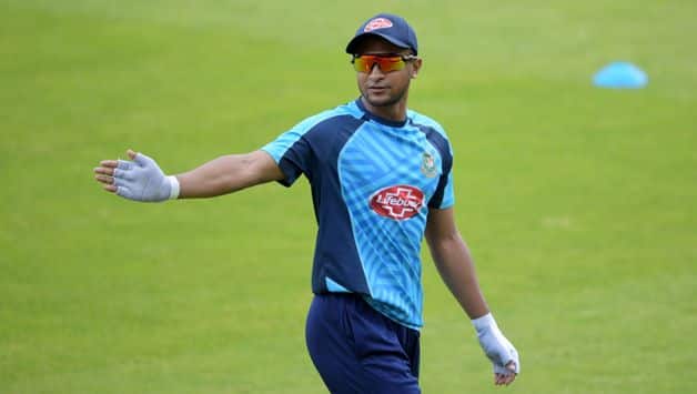 BCB mulls legal action against Shakib Al Hasan for association with telecom company