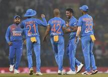 Delhi vs Saurashtra Dream11 Team Prediction Syed Mushtaq Ali Trophy 2019: Captain And Vice-Captain, Fantasy Cricket Tips DEL vs SAU Round 4, Group E Match at CB Patel International Cricket Stadium, Surat 10:00 AM IST