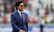 Sachin tendulkar there are very few world class fast bowlers right now