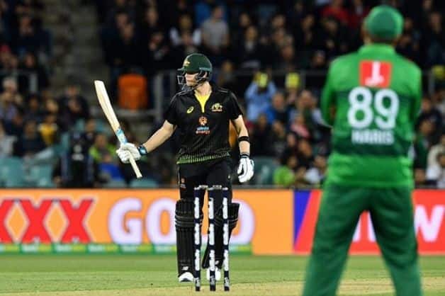 2nd T20I: Steve Smith’s sublime 80 helps Australia beat Pakistan by 7 wickets