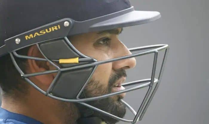 After copping blow to abdomen, skipper Rohit Sharma declared fit for Delhi T20I
