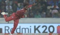India vs West Indies: Hayden Walsh Jr Hopes to Carve an Identity of His Own After Good Show in 2nd T20I vs India, Says Courtney Walsh is Not my Father