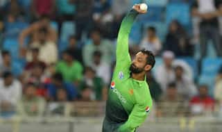 Mohammad Hafeez Called For Chucking Again, Banned From Bowling in ECB Meets