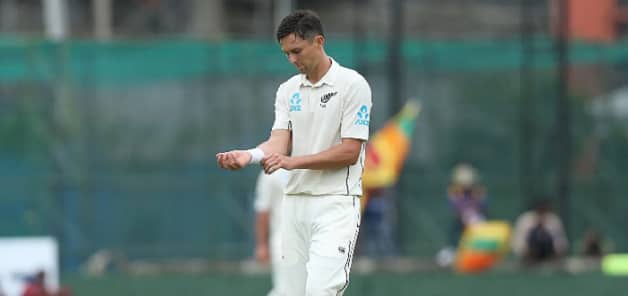 Trent Boult Ruled Out of Remainder of Australia Series With Broken Hand