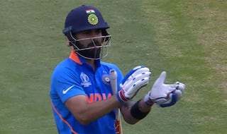 Virat Kohli Wins 2019 ICC Spirit of Cricket Award for Asking Fans to Applaud Steve Smith During World Cup