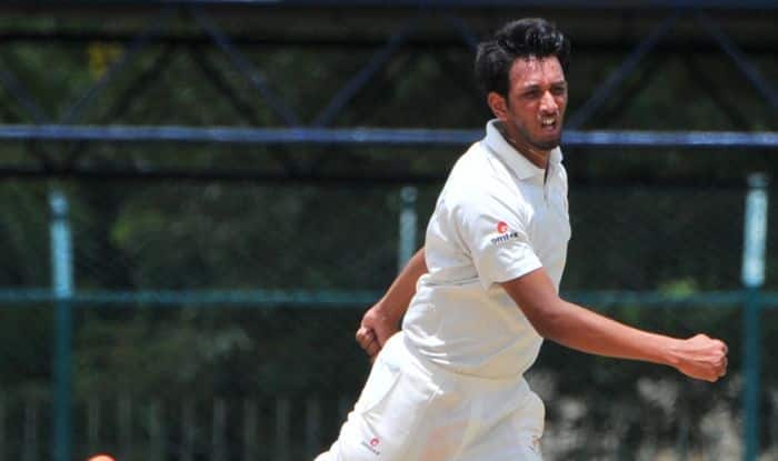 Karnataka bowl out J&K for 192, take first-inning lead