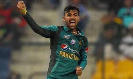 Surrey Cancels Contracts of Shadab Khan, D’Arcy Short Amid Coronavirus Outbreak