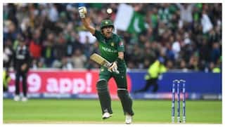 Younis khan babar azam has potential to be a legend like virat kohli 4054717