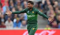 Pakistan Bowling Coach Waqar Younis Says Mohammad Amir Remains Part of Our Plans, Moved on From Hurt of His Test Retirement