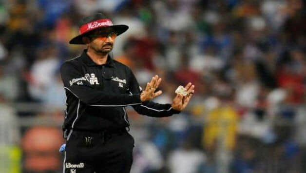 ICC Umpire Anil Chaudhary Solves ‘Network Problems’ In His Village
